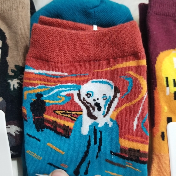 4 Pairs of Art Inspired Socks size 35-40 Gift Set - Picture 6 of 11